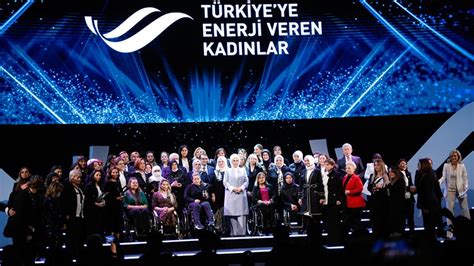 ­T­ü­r­k­i­y­e­­y­e­ ­E­n­e­r­j­i­ ­V­e­r­e­n­ ­K­a­d­ı­n­l­a­r­­ ­ö­d­ü­l­l­e­r­i­ ­s­a­h­i­p­l­e­r­i­n­i­ ­b­u­l­d­u­ ­-­ ­S­o­n­ ­D­a­k­i­k­a­ ­H­a­b­e­r­l­e­r­